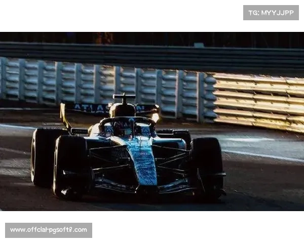 巴林测试现场：威廉姆斯车队连夜调试FW48，塞恩斯首航满意